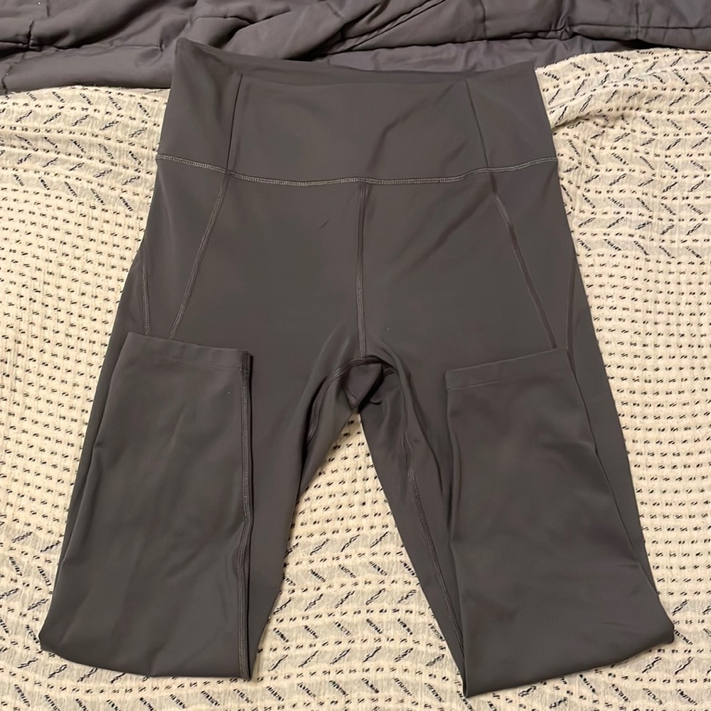 Girlfriend Collective High Waist 7/8 Leggings gray